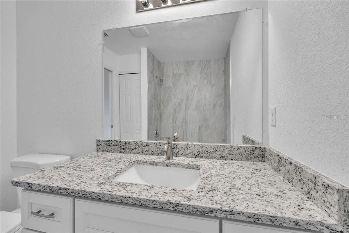 27122 Seeger Dr Property Photo 16