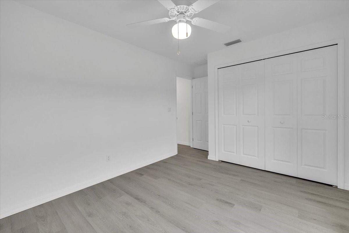 27122 Seeger Dr Property Photo 18