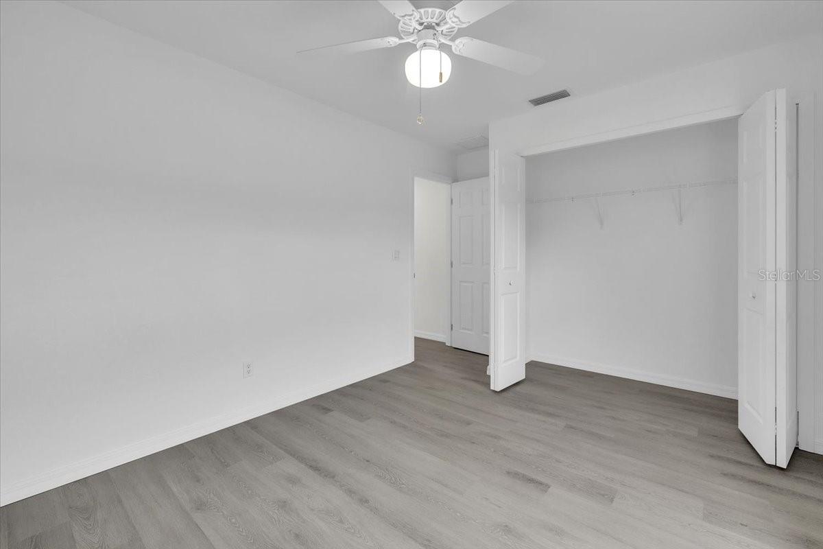 27122 Seeger Dr Property Photo 19