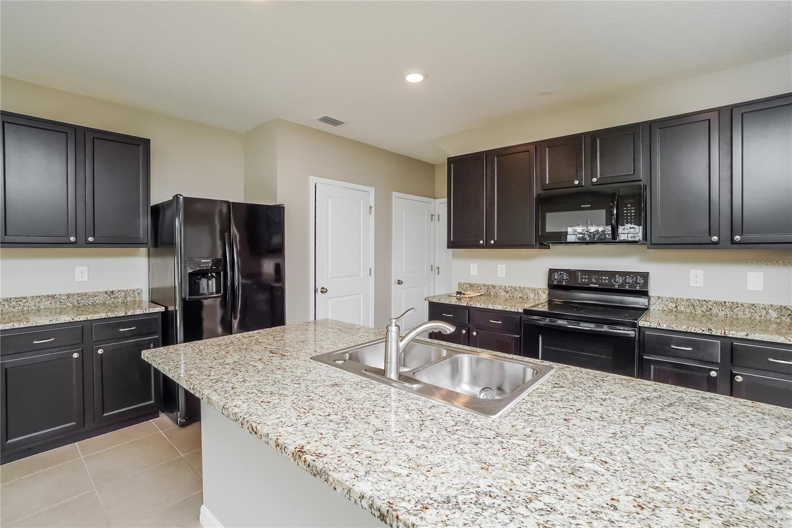 16726 Secret Meadow Dr Property Photo 3