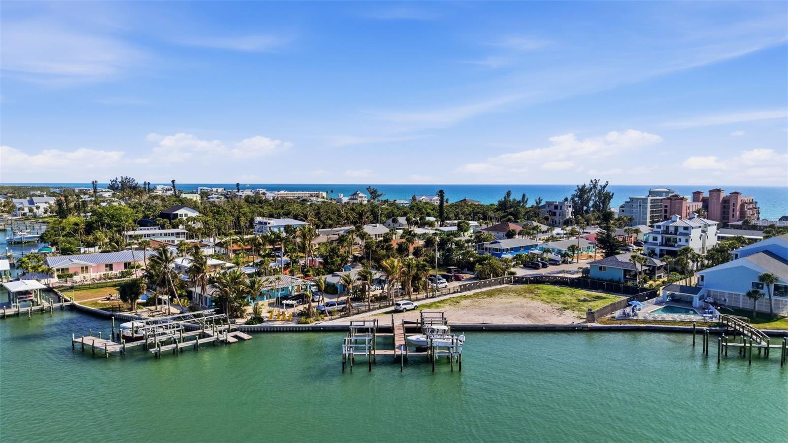 120 Stanford Dr Property Photo 41