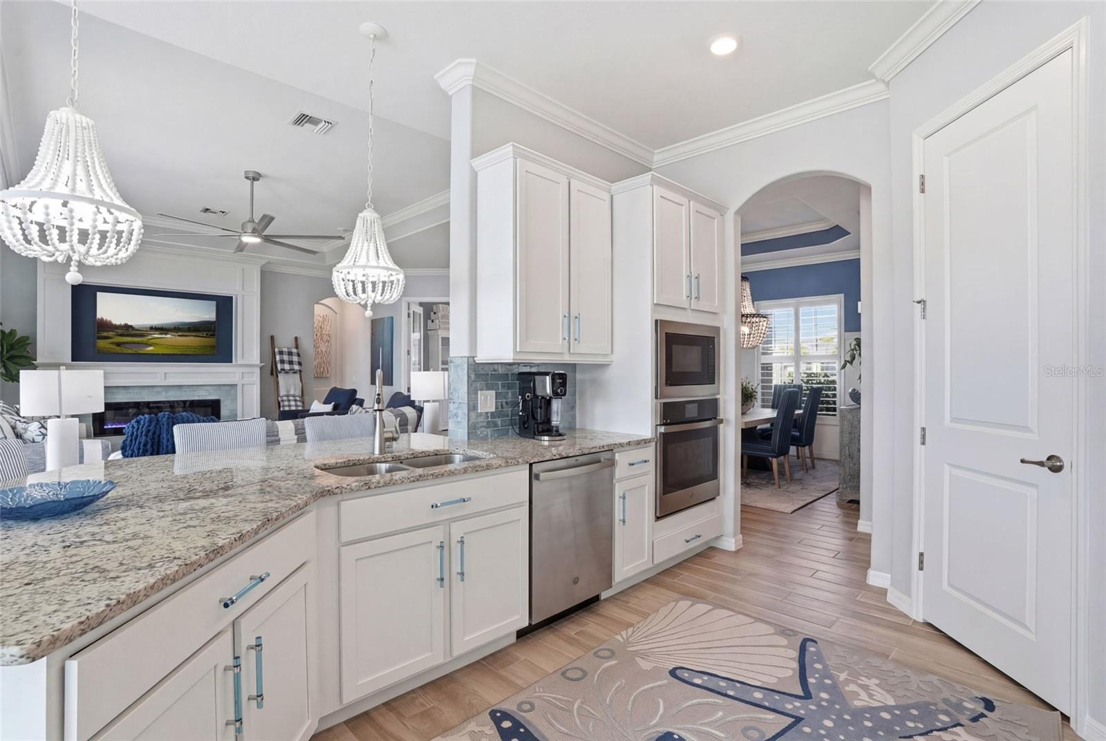 15073 River Birch Ct Property Photo 9