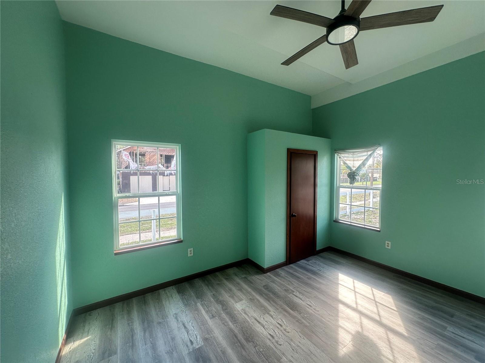 503 N Polk Ave Property Photo 8