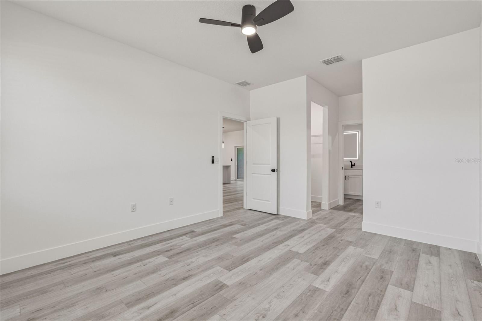 2315 Mistleto Ln Property Photo 16