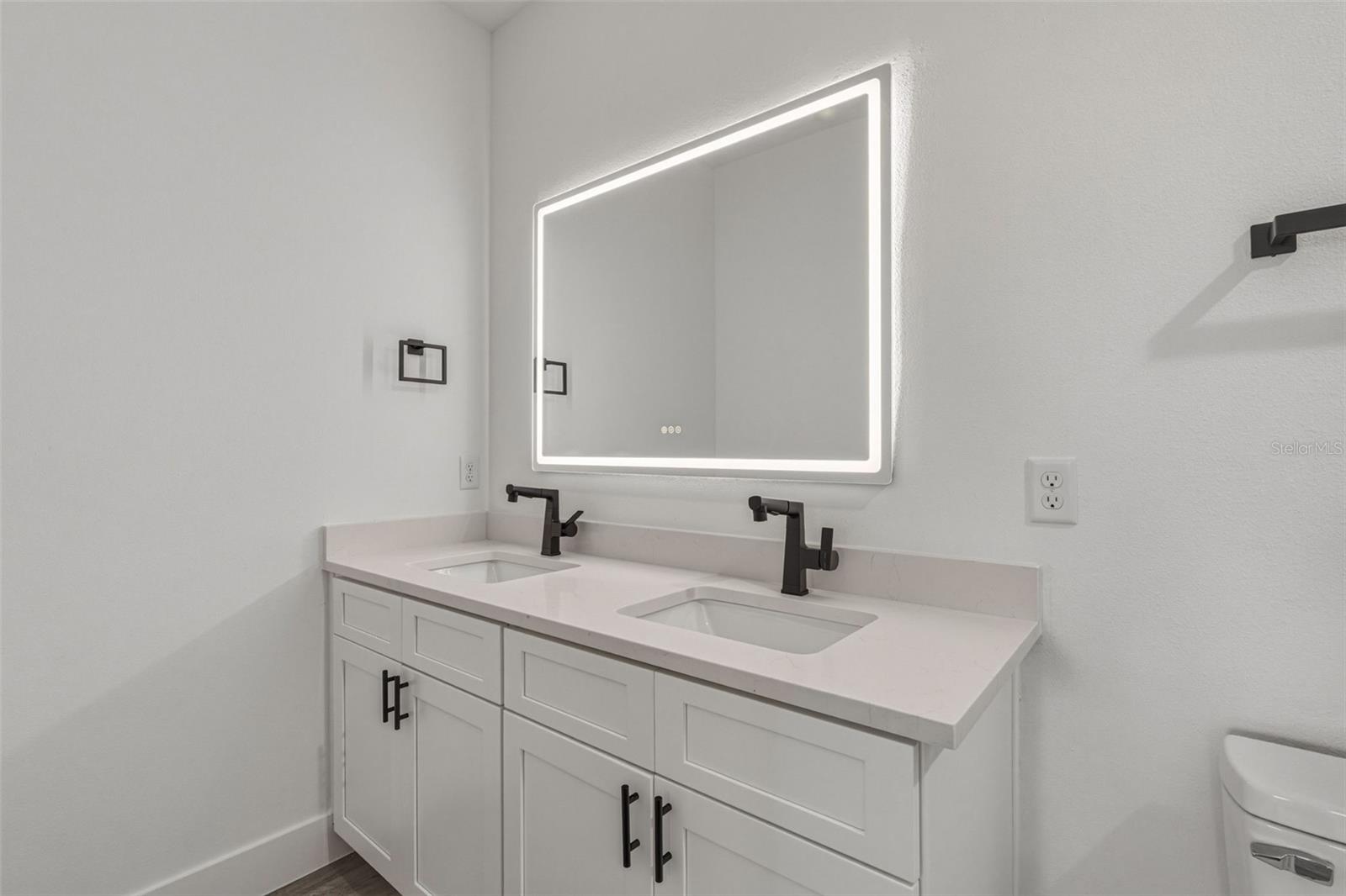 2315 Mistleto Ln Property Photo 22