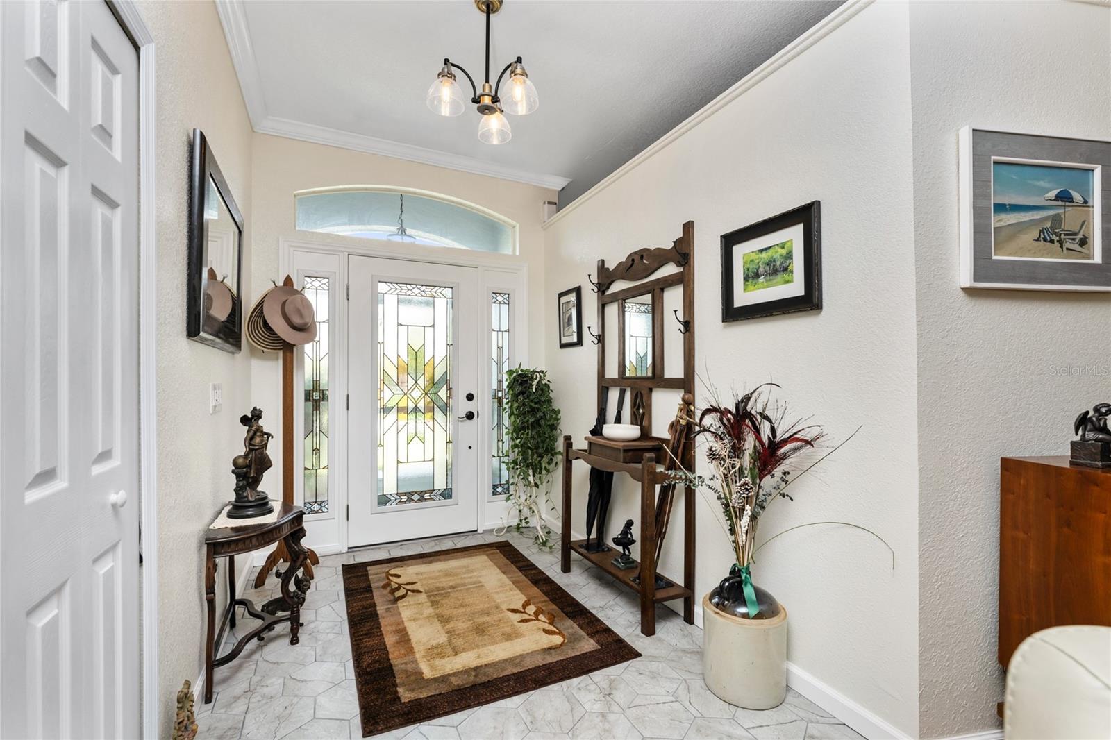 15105 Aldama Cir Property Photo 4