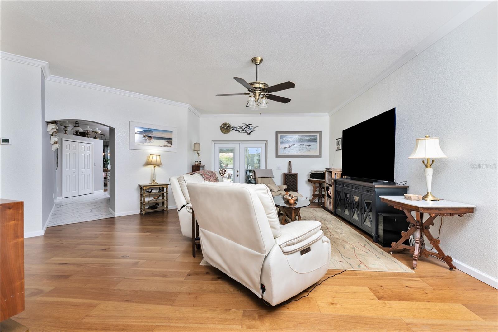 15105 Aldama Cir Property Photo 6