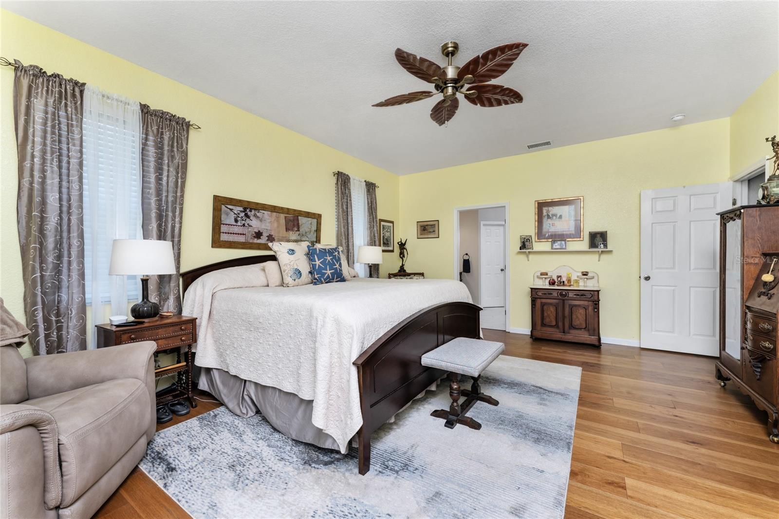 15105 Aldama Cir Property Photo 22