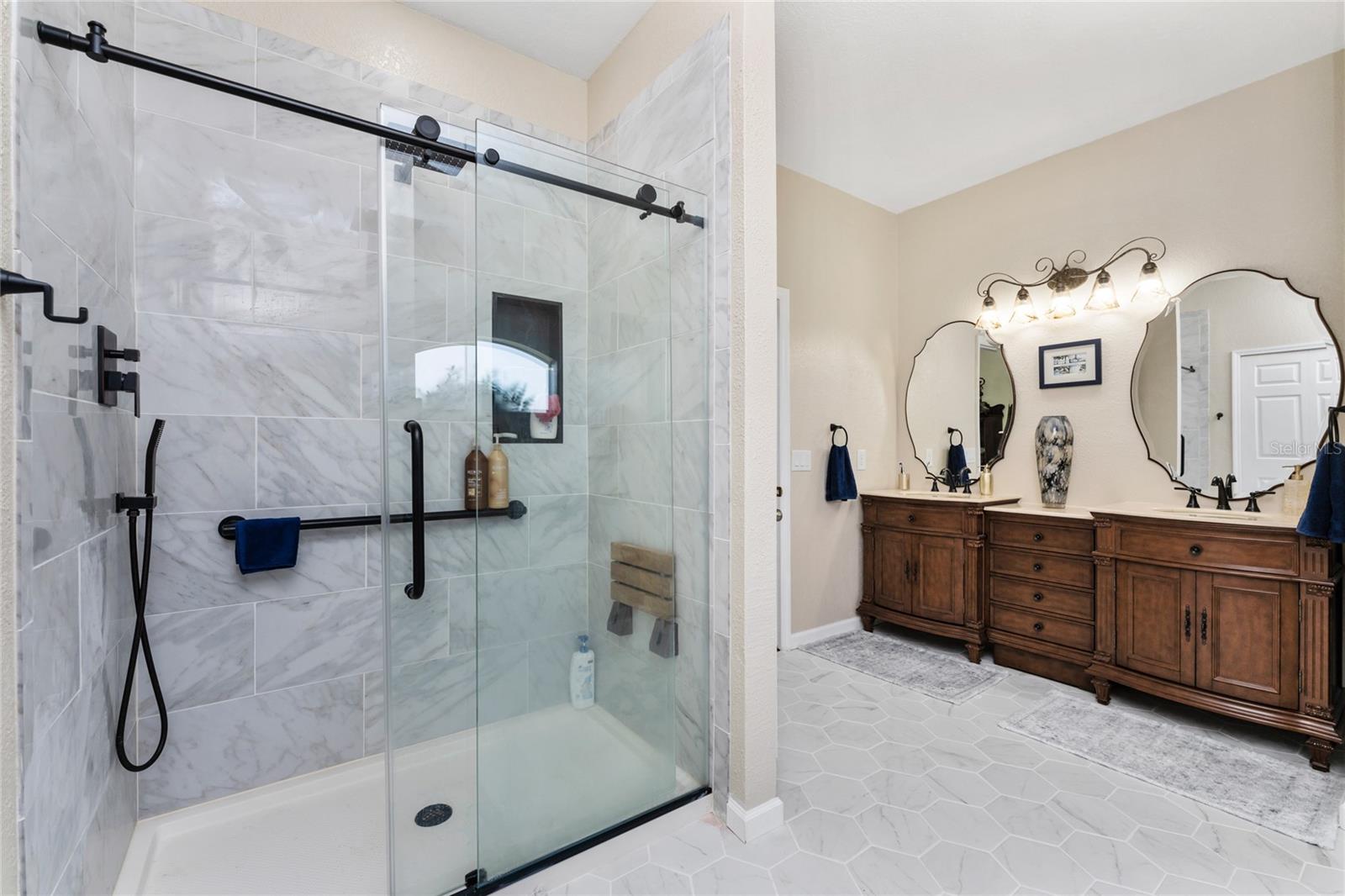 15105 Aldama Cir Property Photo 24