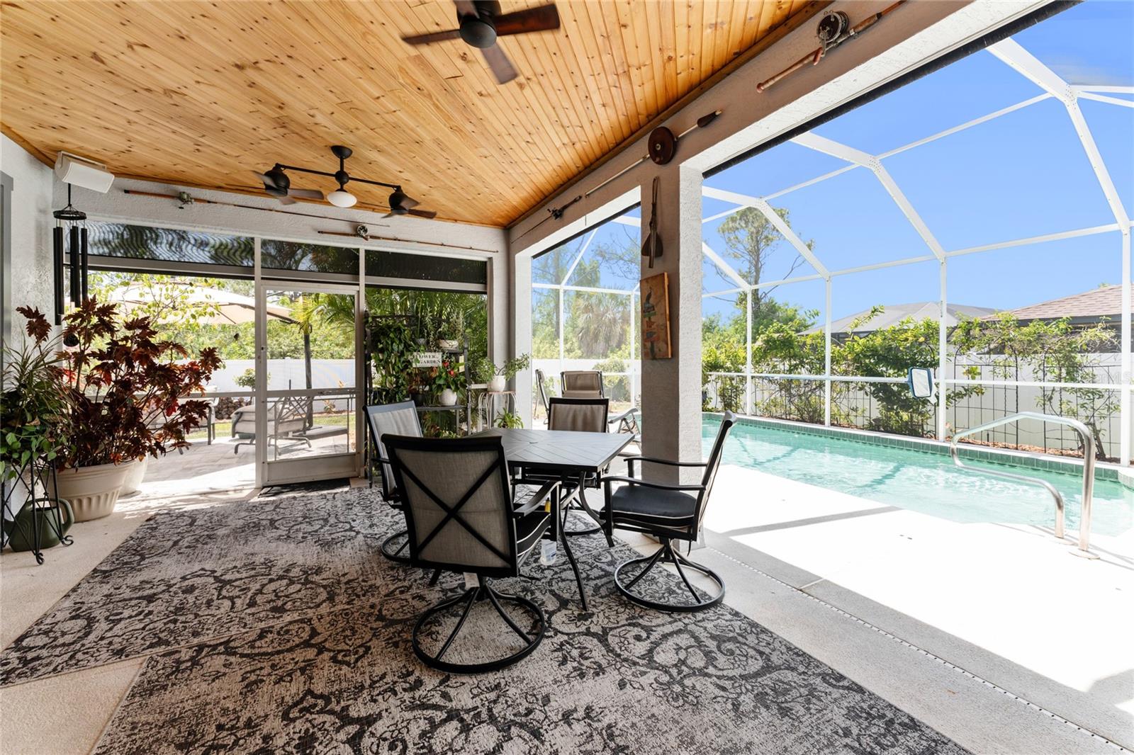 15105 Aldama Cir Property Photo 40