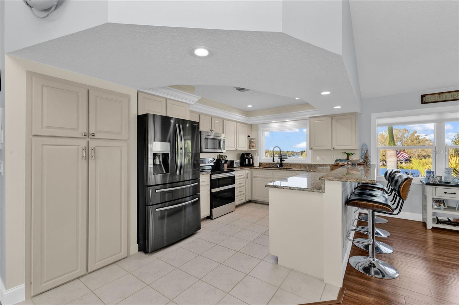 4255 Spire St Property Photo 16
