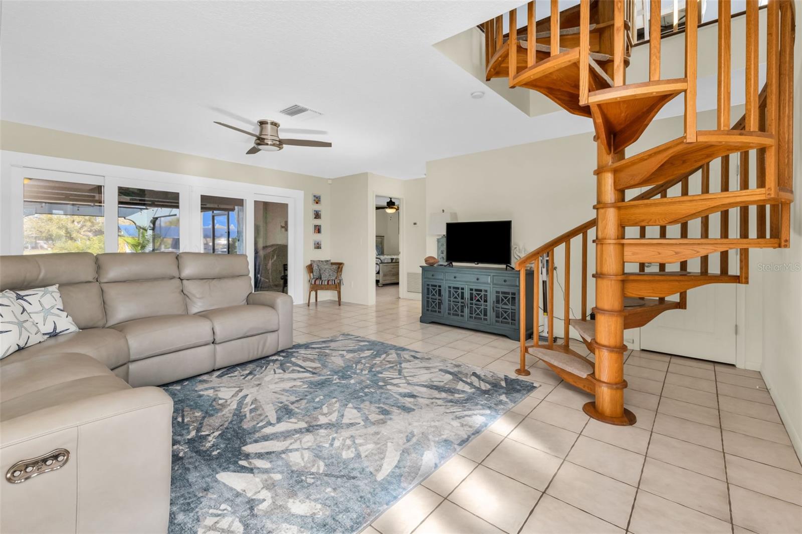 4255 Spire St Property Photo 25