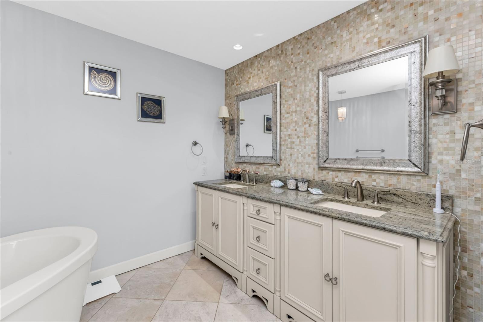 4255 Spire St Property Photo 65