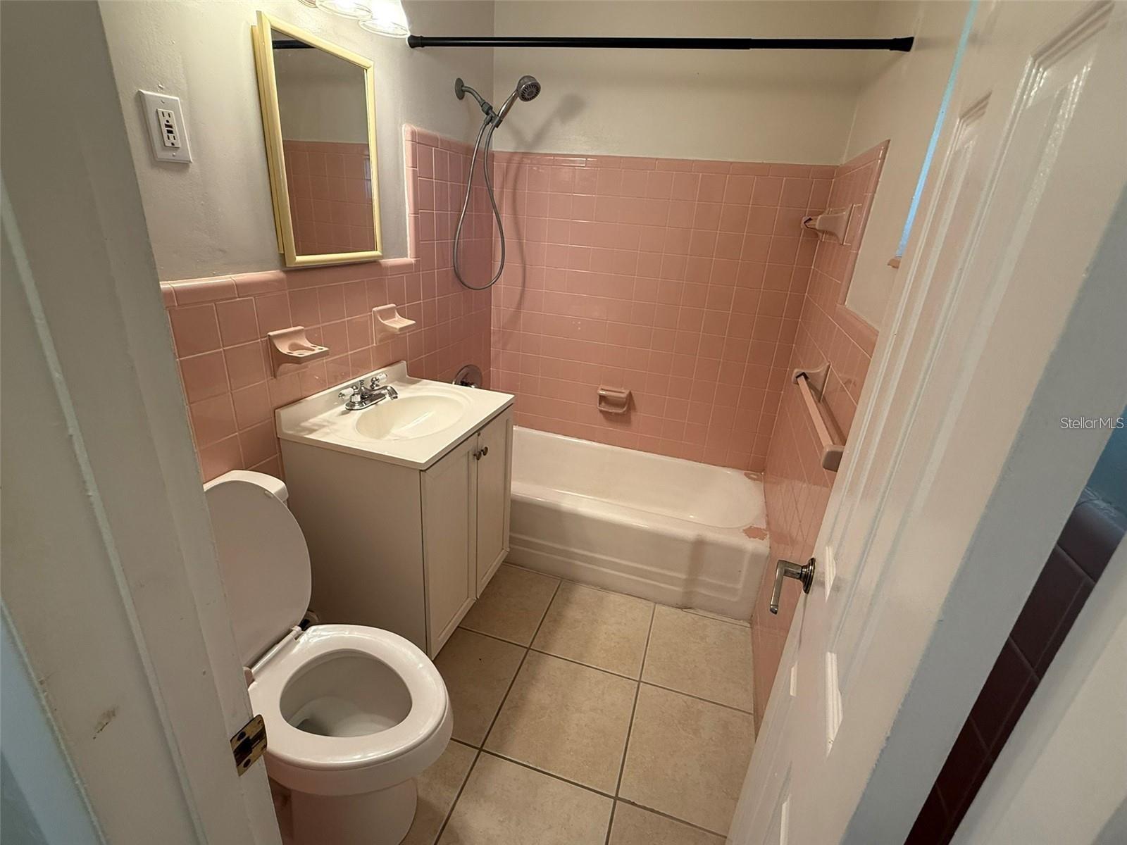 22180 Midway Blvd Property Photo 9