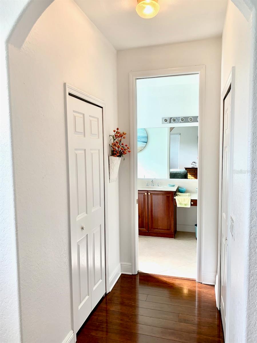 24312 Westgate Blvd Property Photo 24