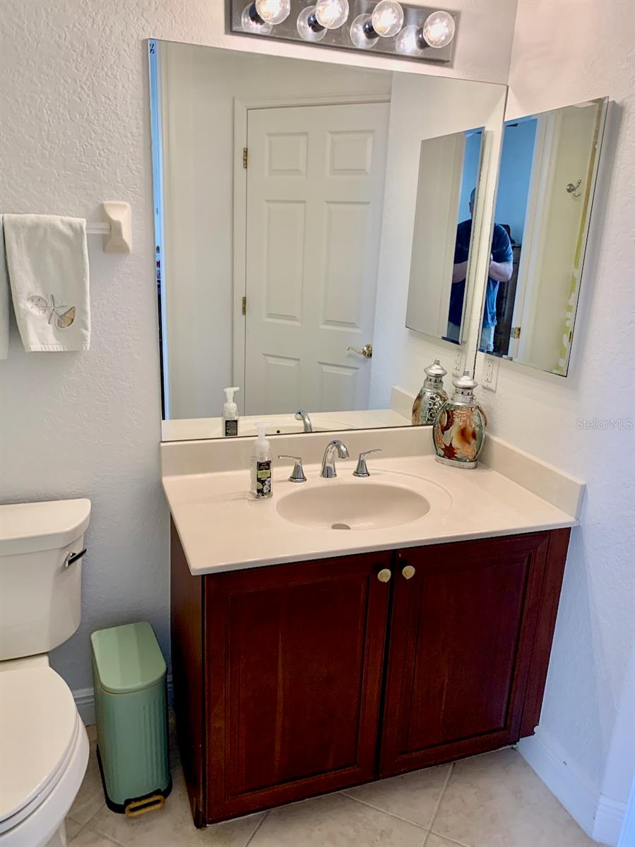 24312 Westgate Blvd Property Photo 34