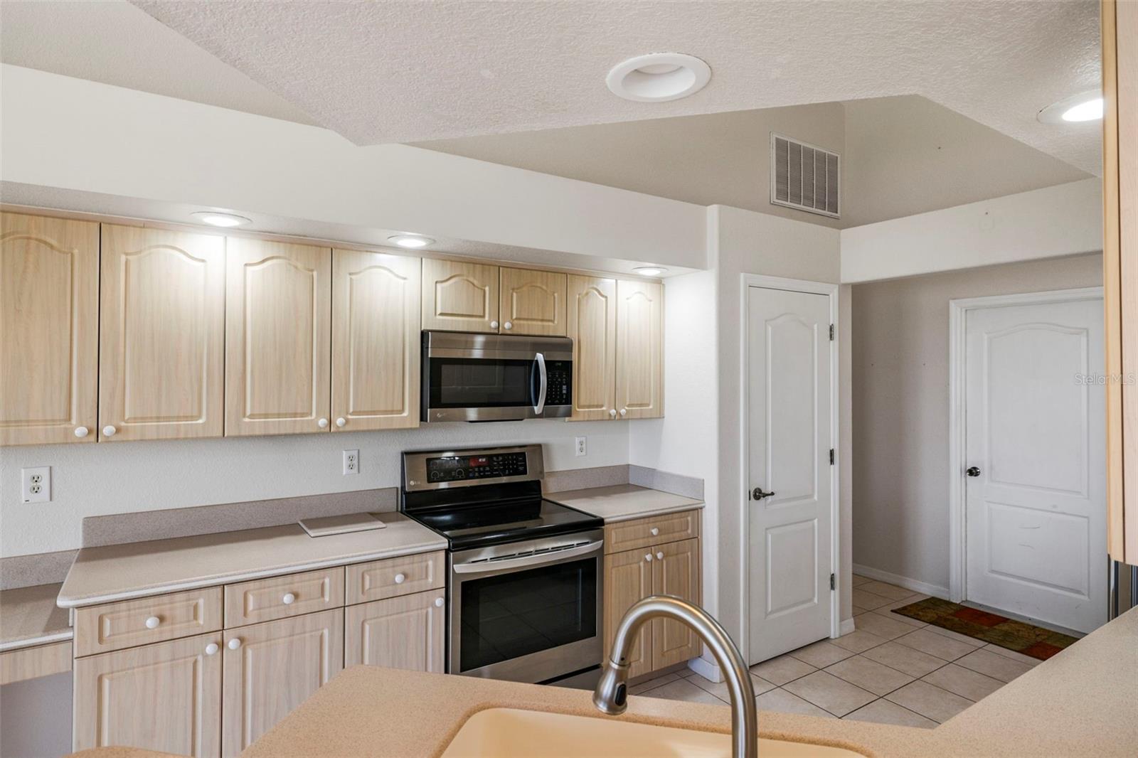 12942 Sw Kingsway Cir Property Photo 20