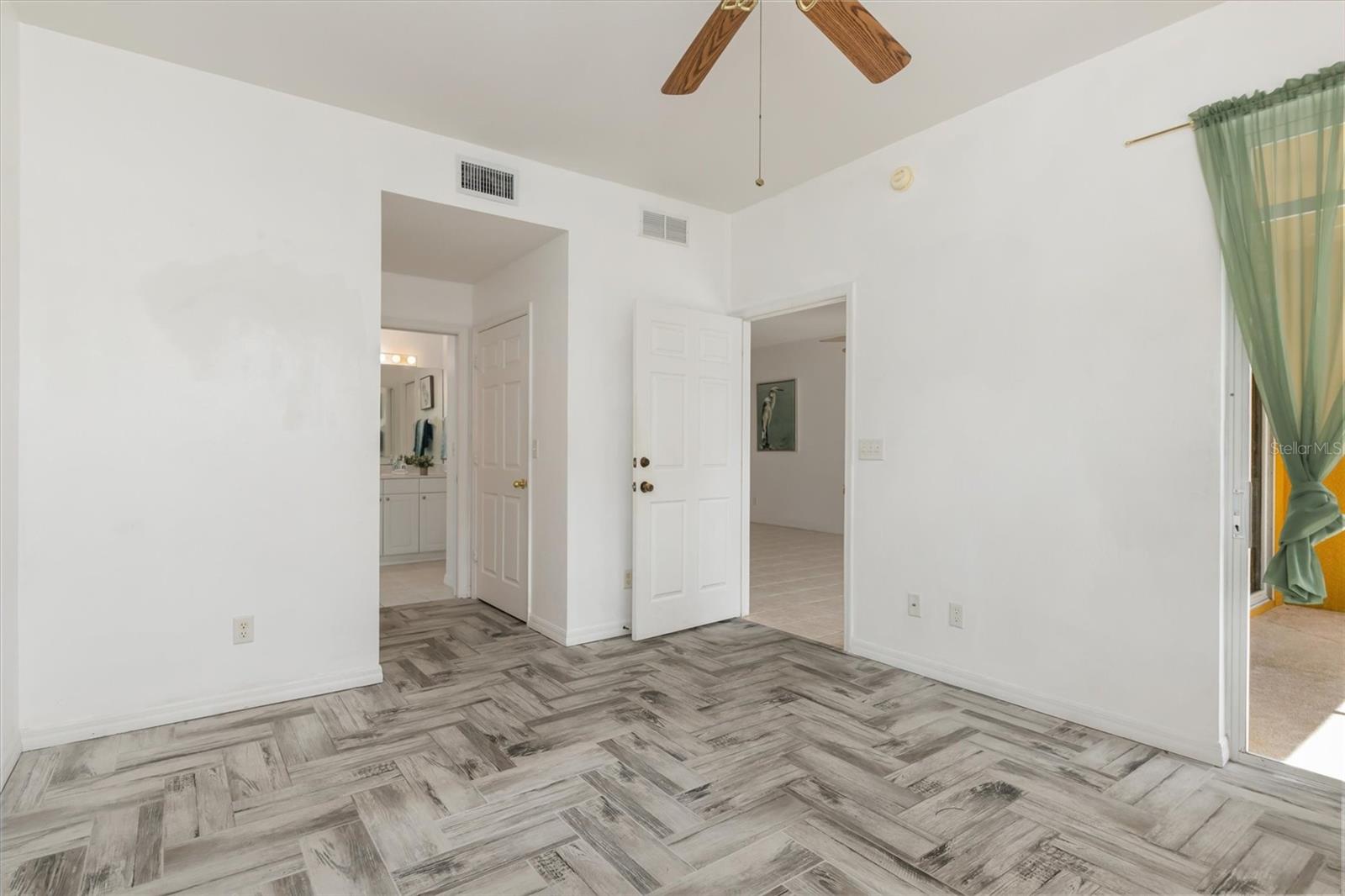 2002 Bal Harbor Blvd #312 Property Photo 18