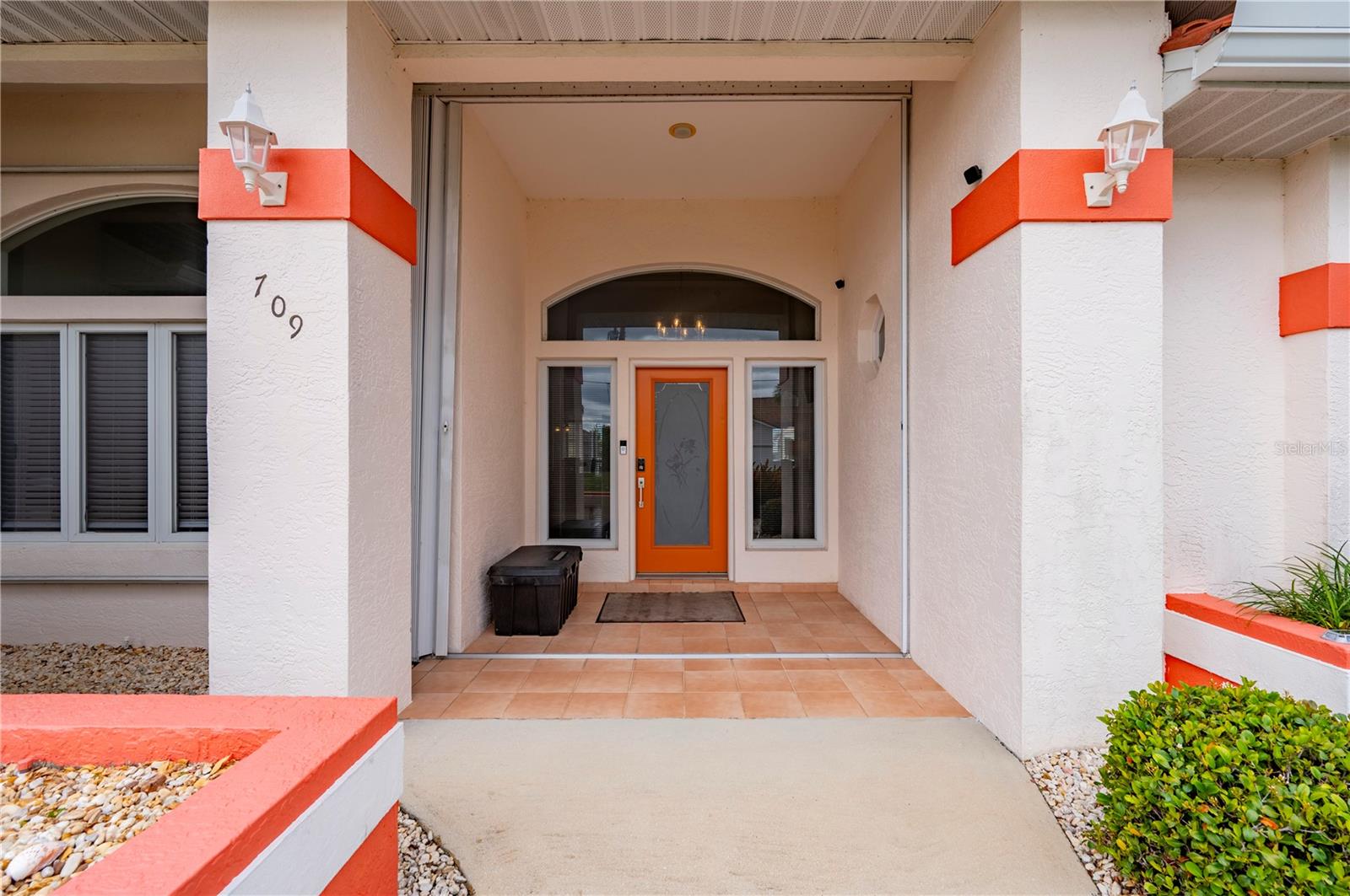 709 Via Tunis Property Photo 8