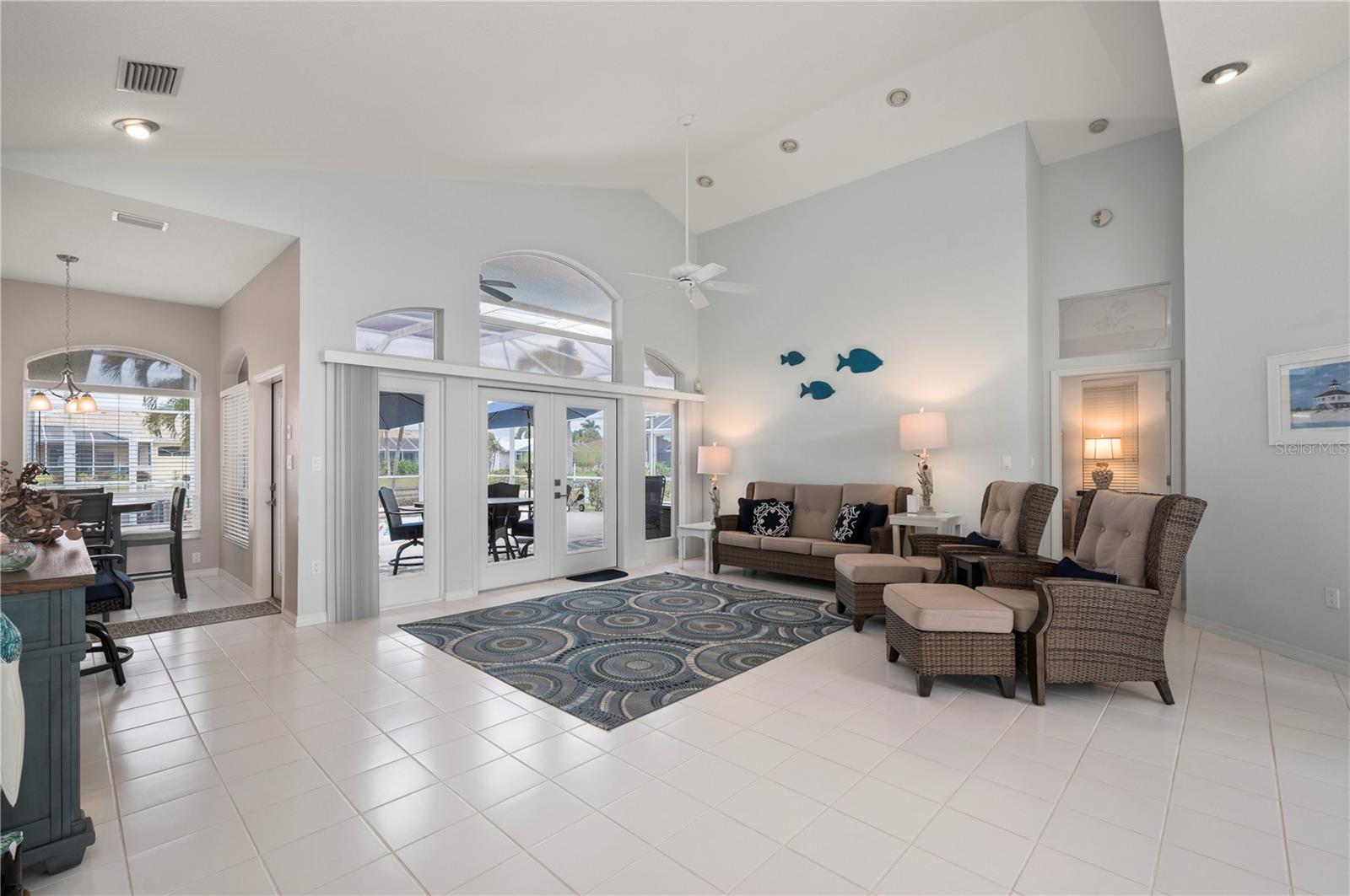 709 Via Tunis Property Photo 12