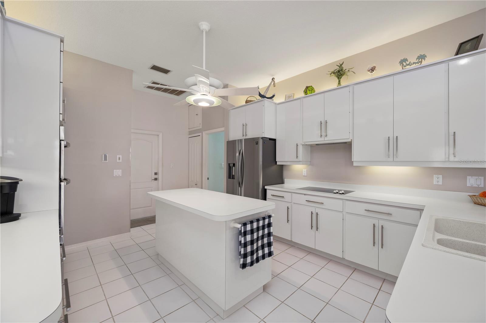 709 Via Tunis Property Photo 24