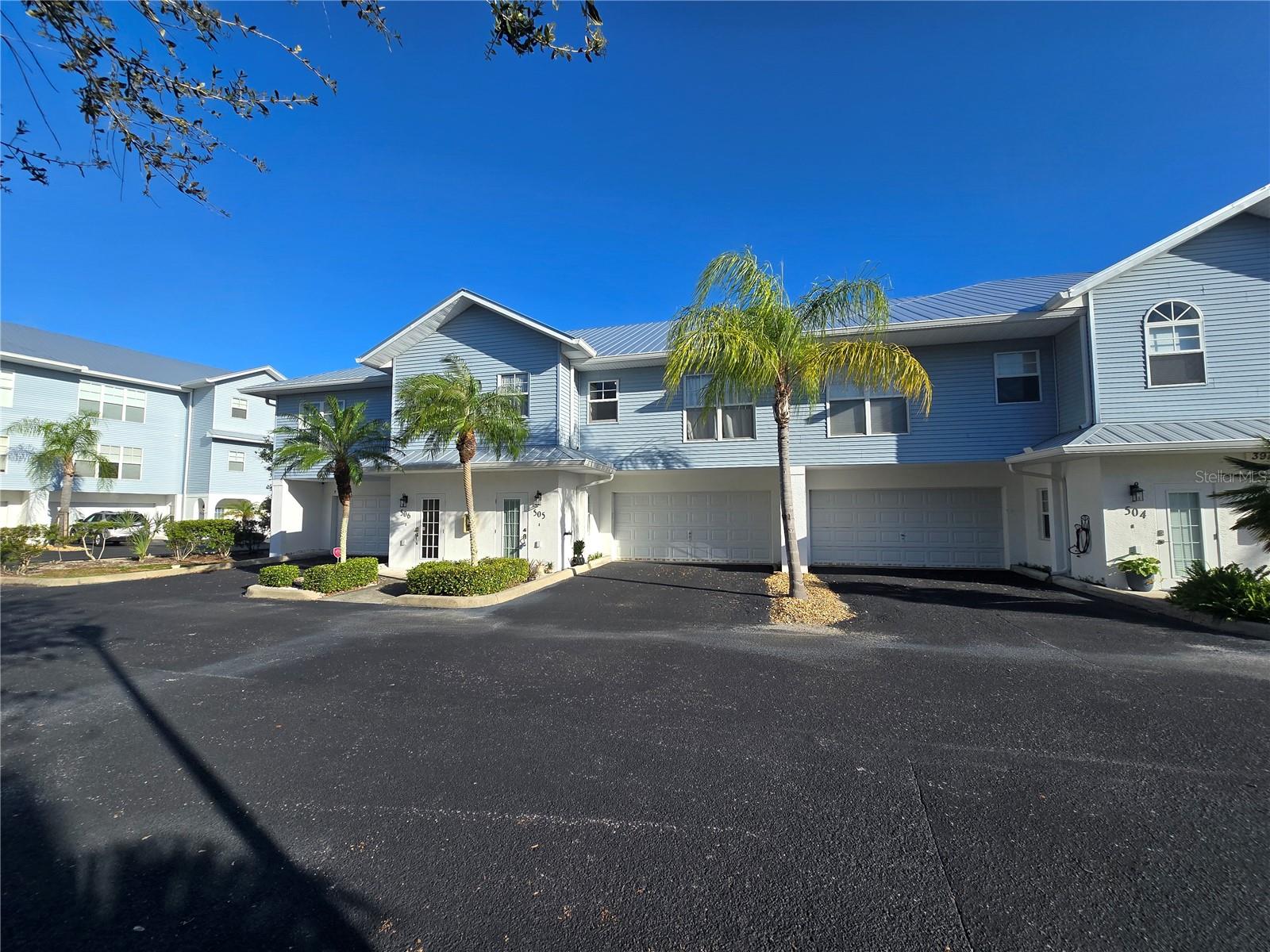 3919 Cape Haze Dr #505 Property Photo 2