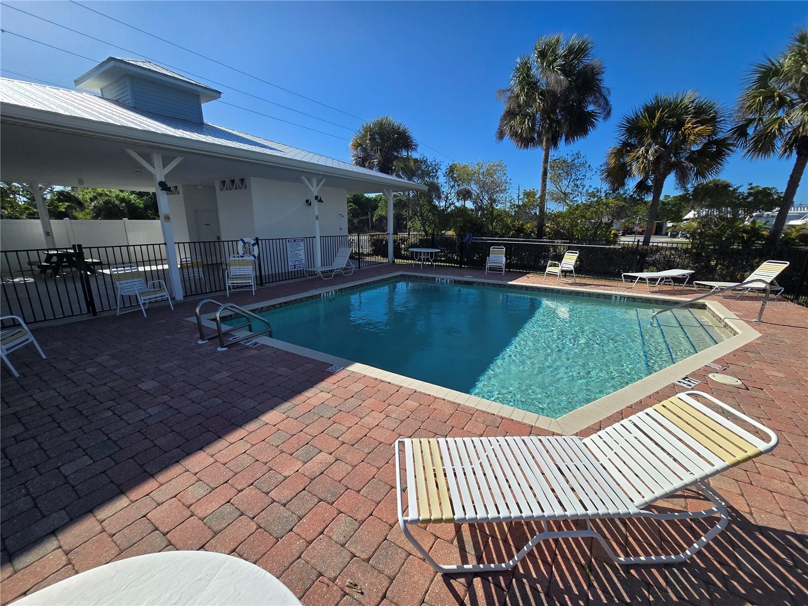 3919 Cape Haze Dr #505 Property Photo 4