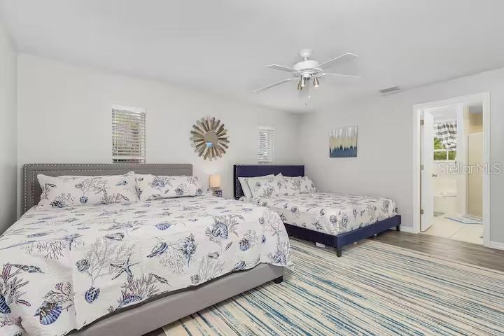 2705 Sw 11th Pl Property Photo 12