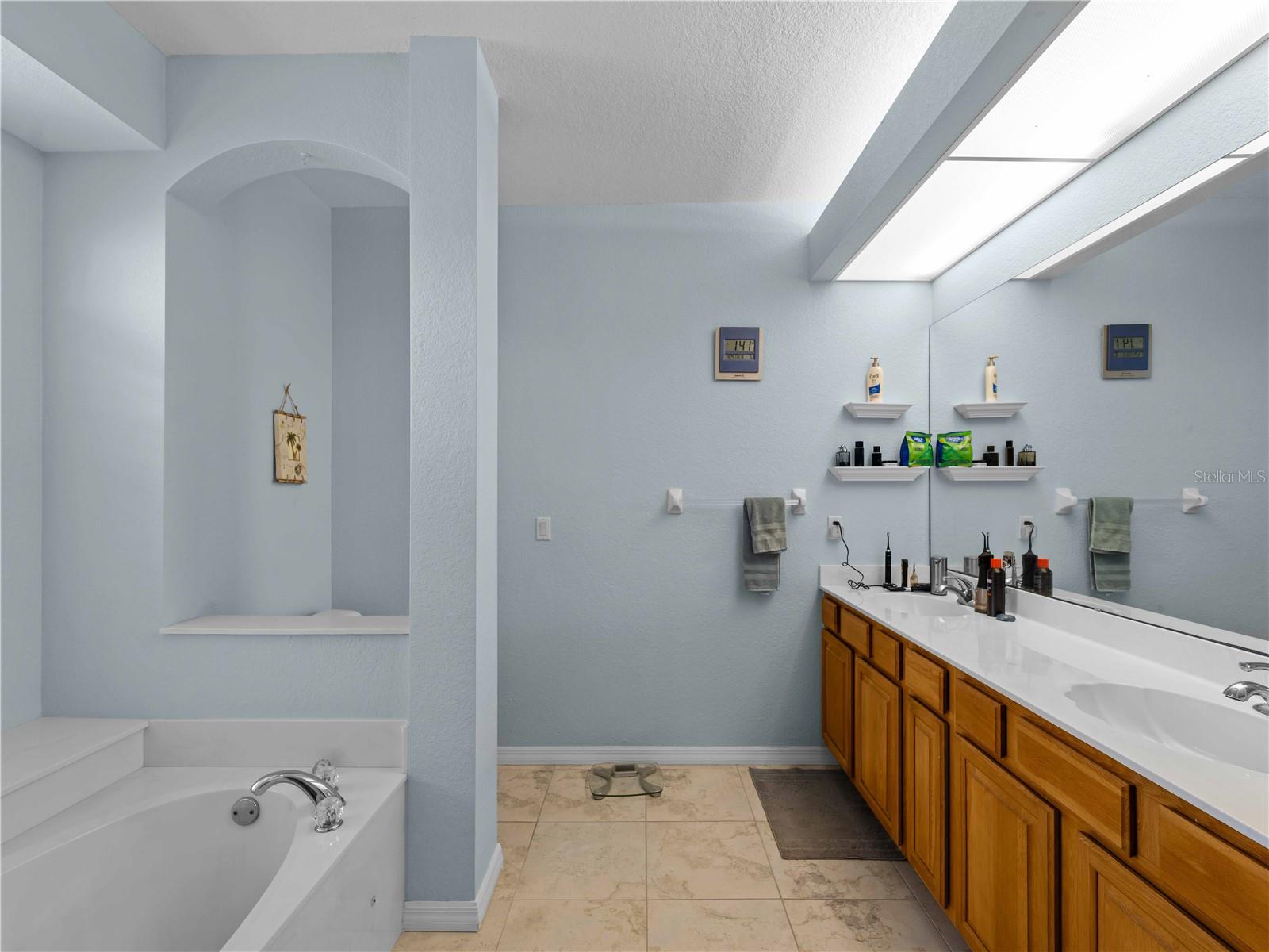 2288 Prague Ln Property Photo 21