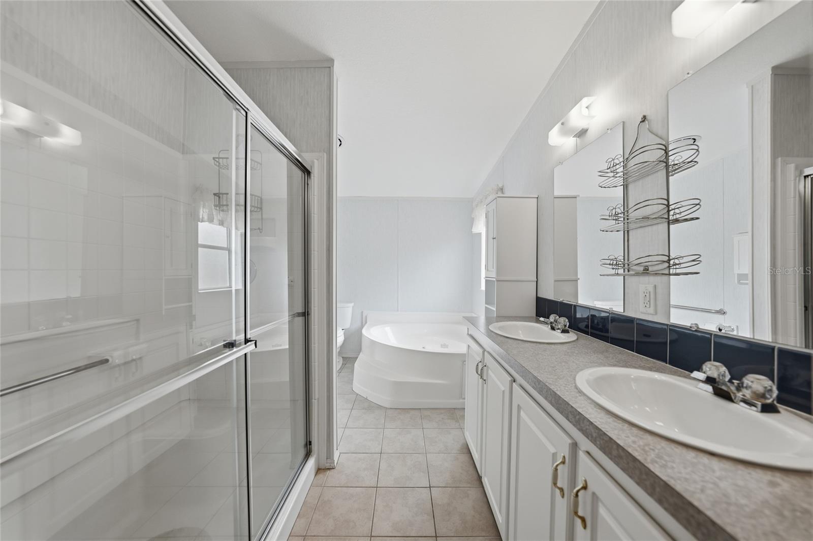 11923 Sw Loop Ter Property Photo 21