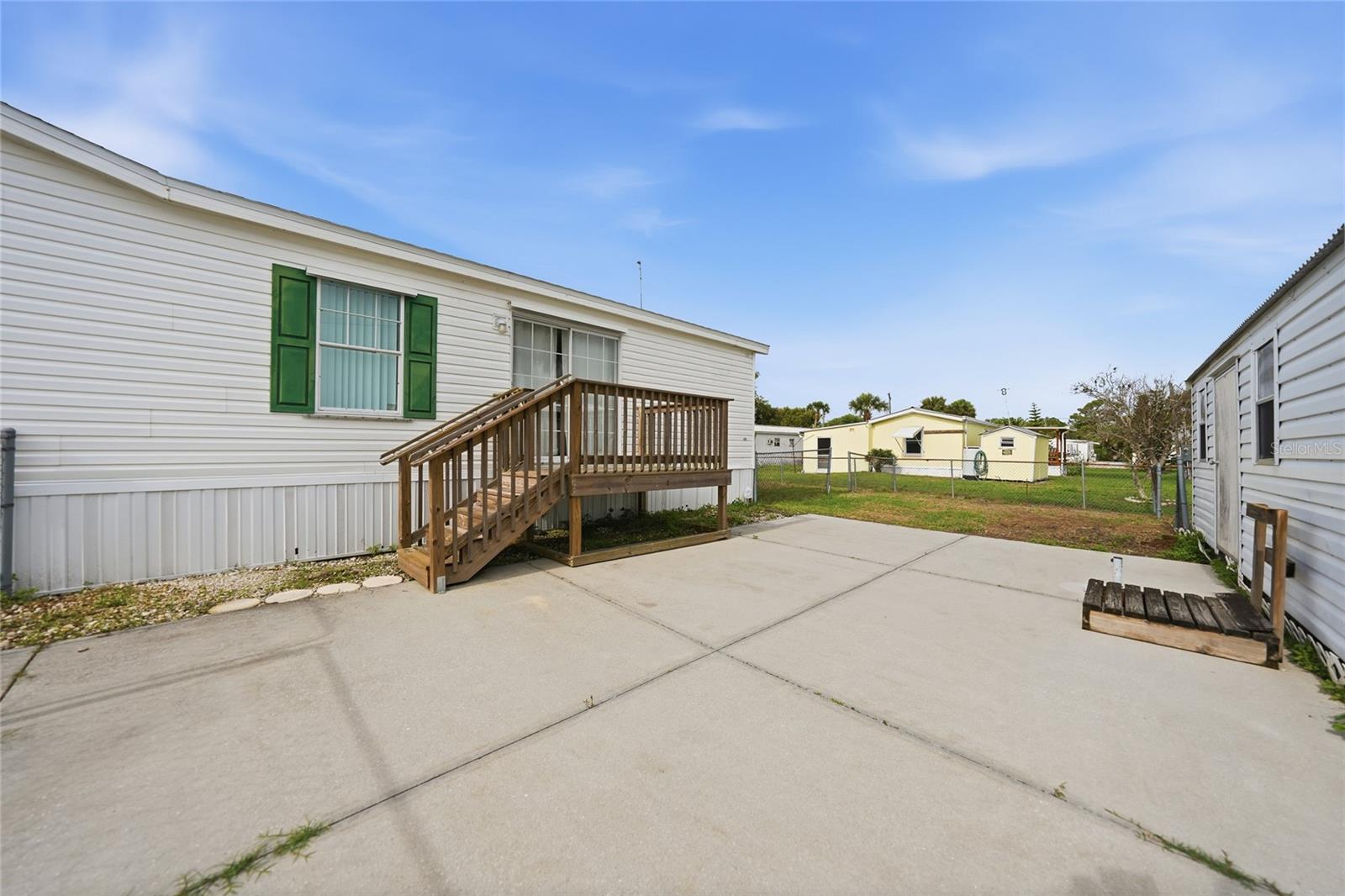 11923 Sw Loop Ter Property Photo 36