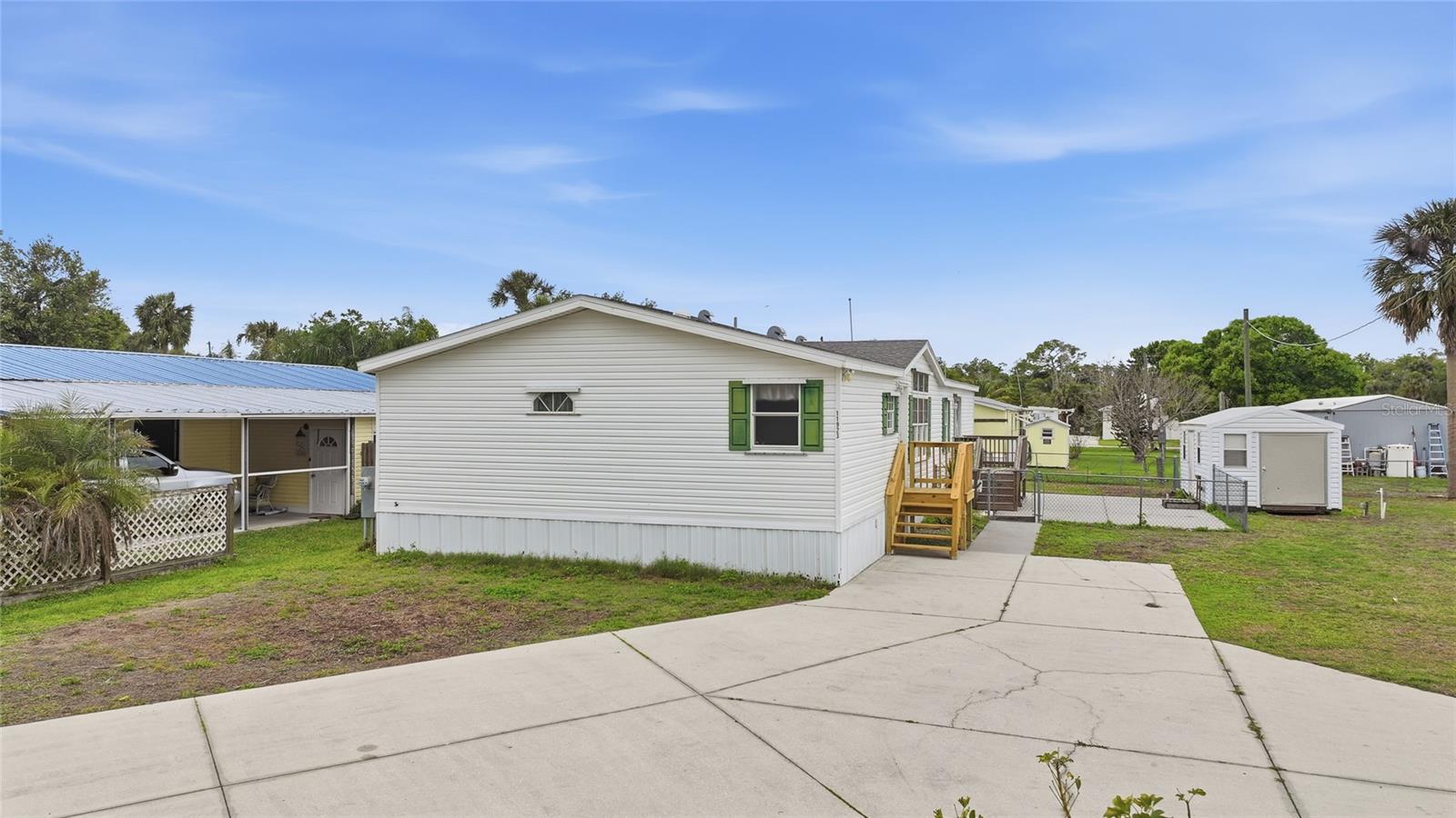 11923 Sw Loop Ter Property Photo 42