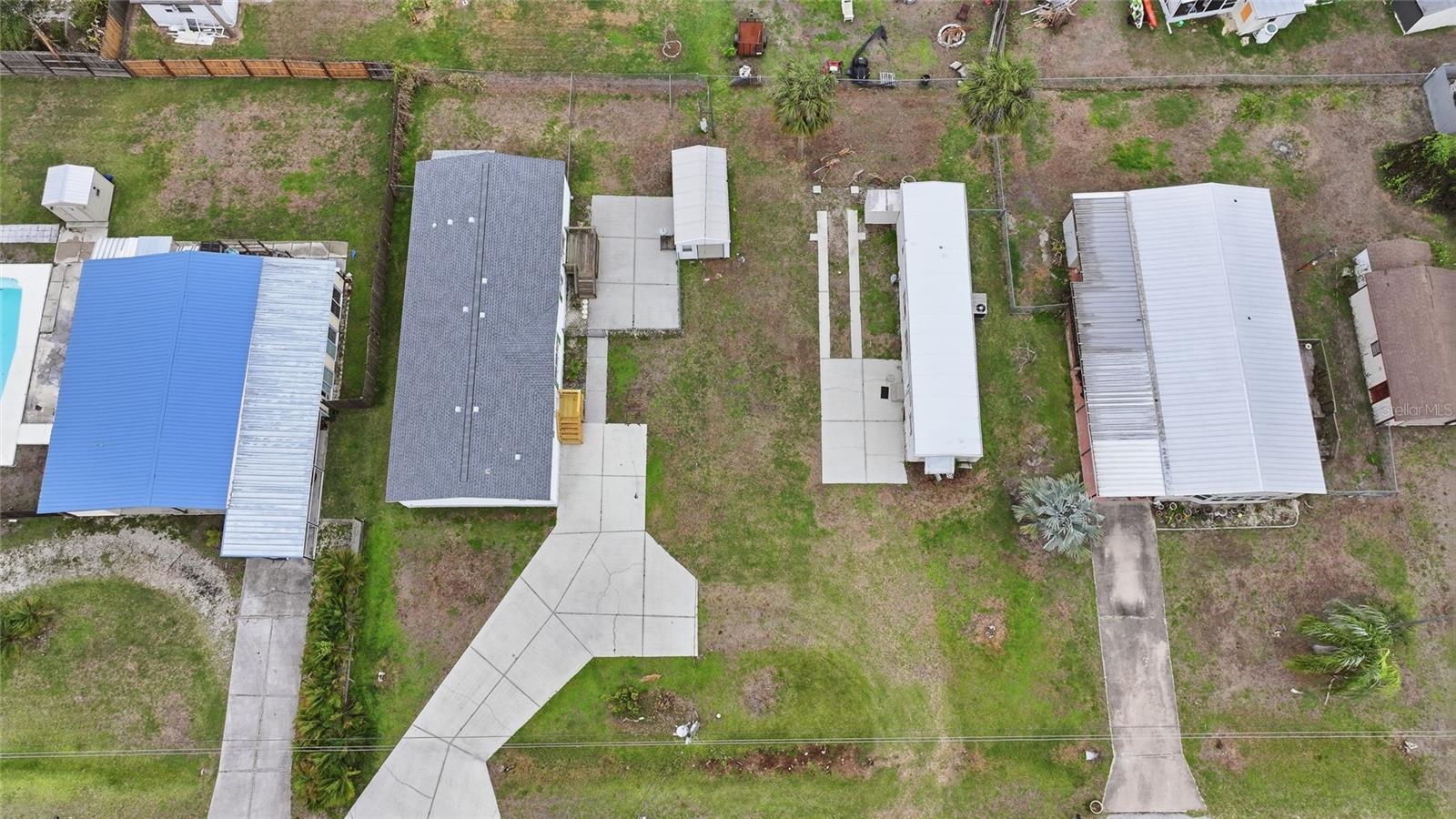 11923 Sw Loop Ter Property Photo 44
