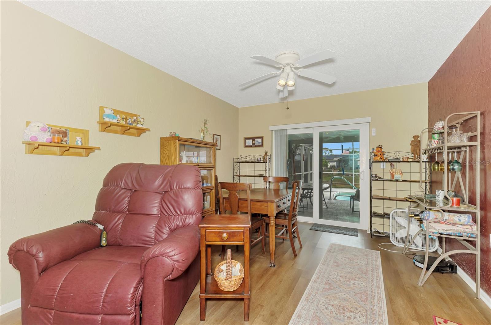 6282 Fabian Rd Property Photo 17