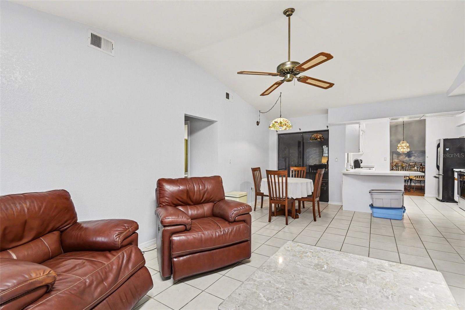 1109 Ample Ave Property Photo 13