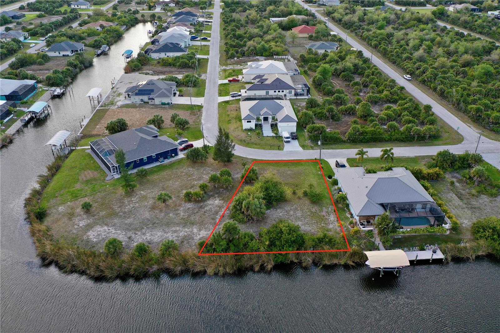 14702 Lillian Cir Property Photo 1