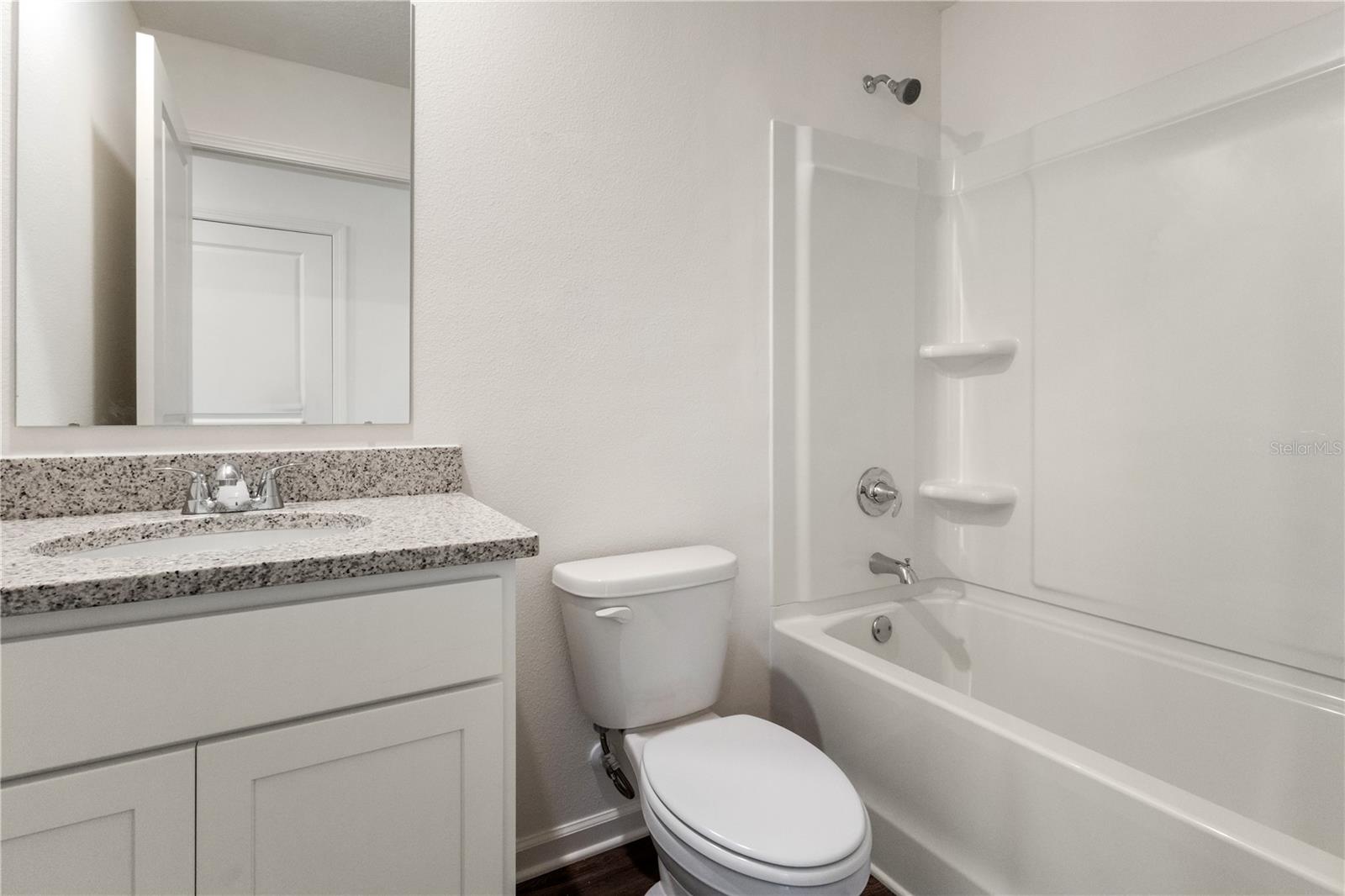 5540 Chestnut Ave Property Photo 9