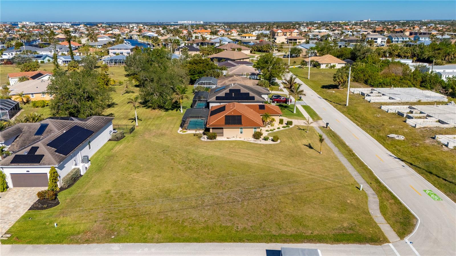 1300 Tuscany Dr Property Photo 3