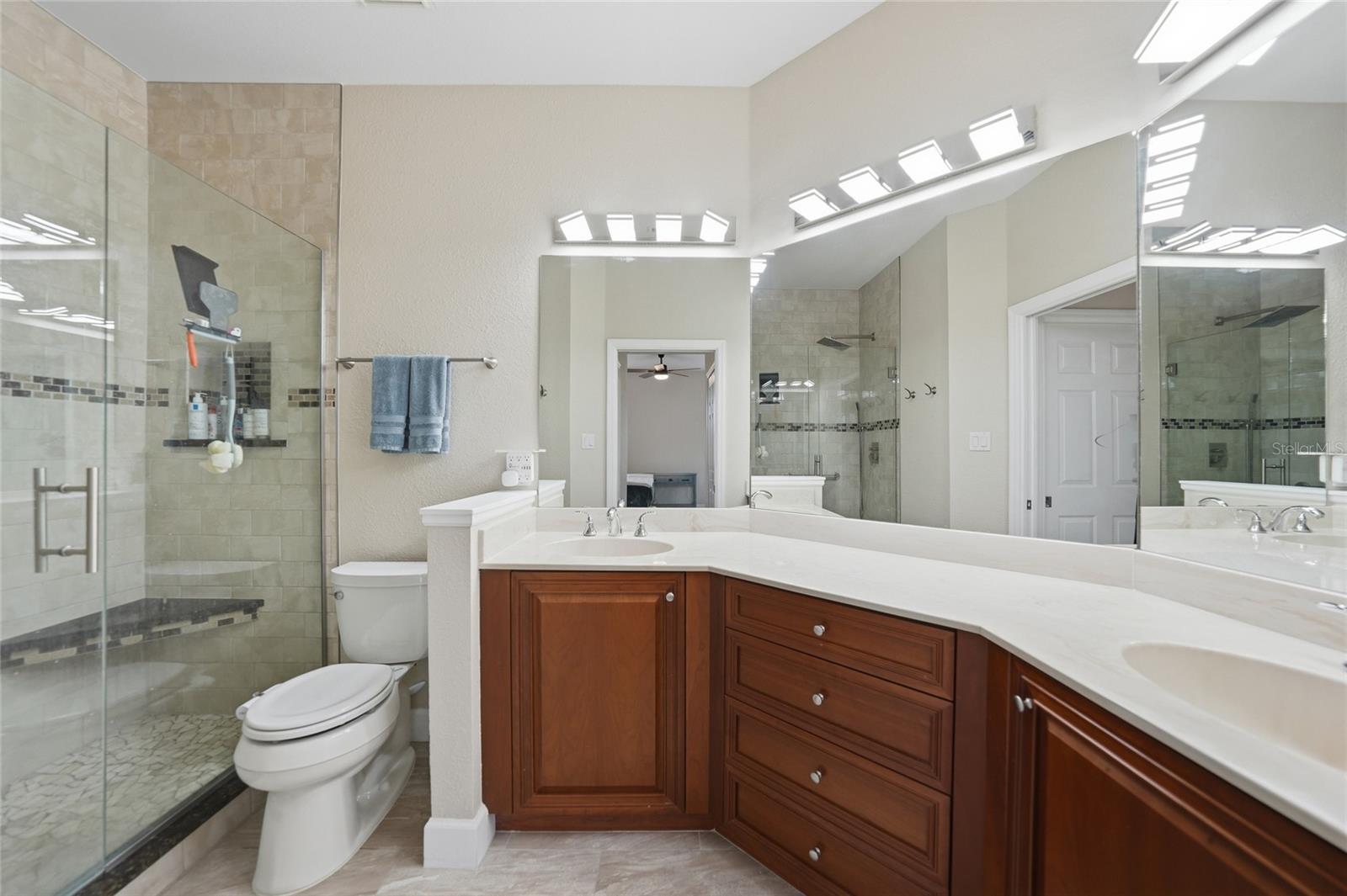 17288 Acapulco Rd #421 Property Photo 19