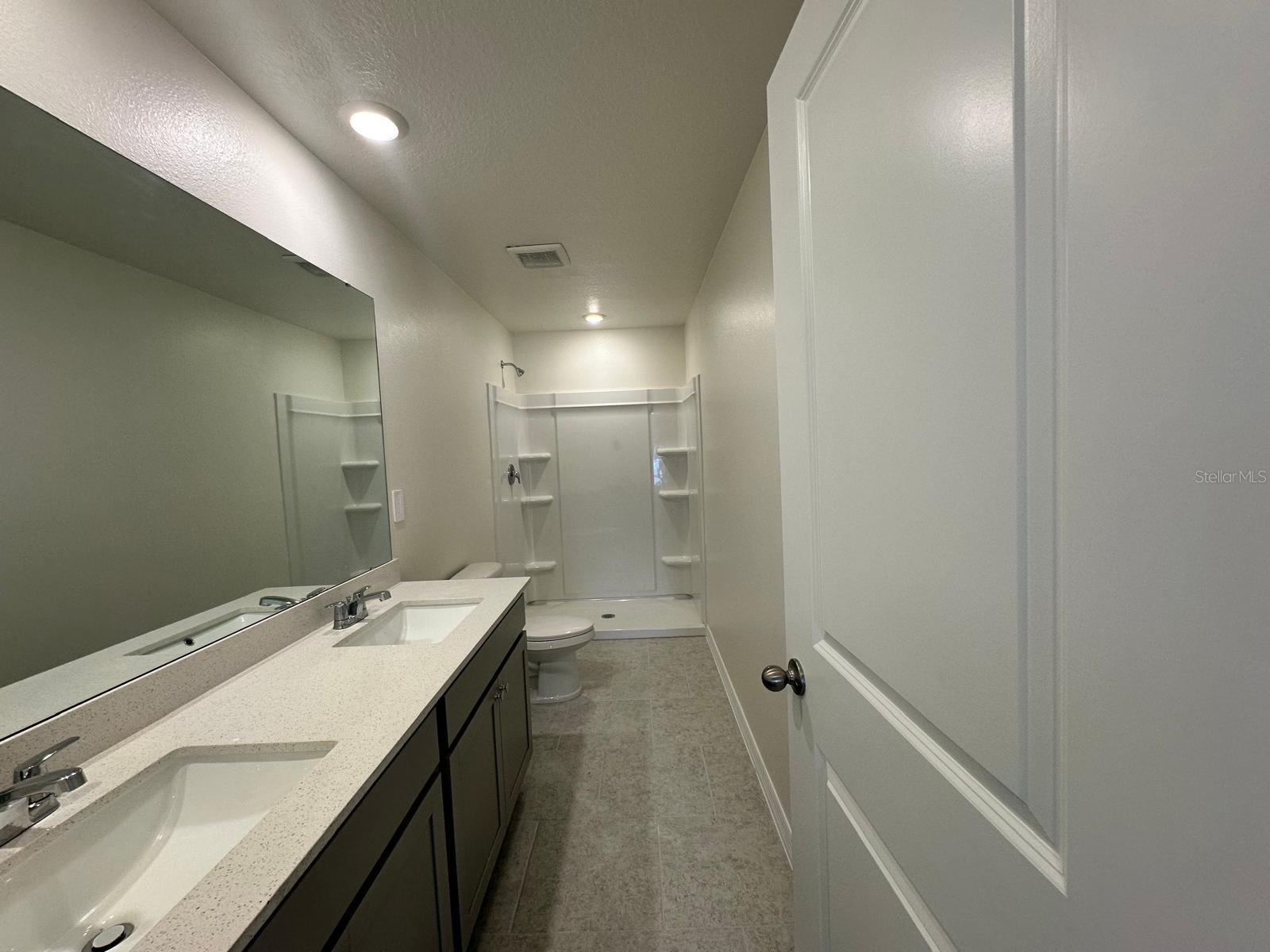 256 Spindlewood Blvd Property Photo 7