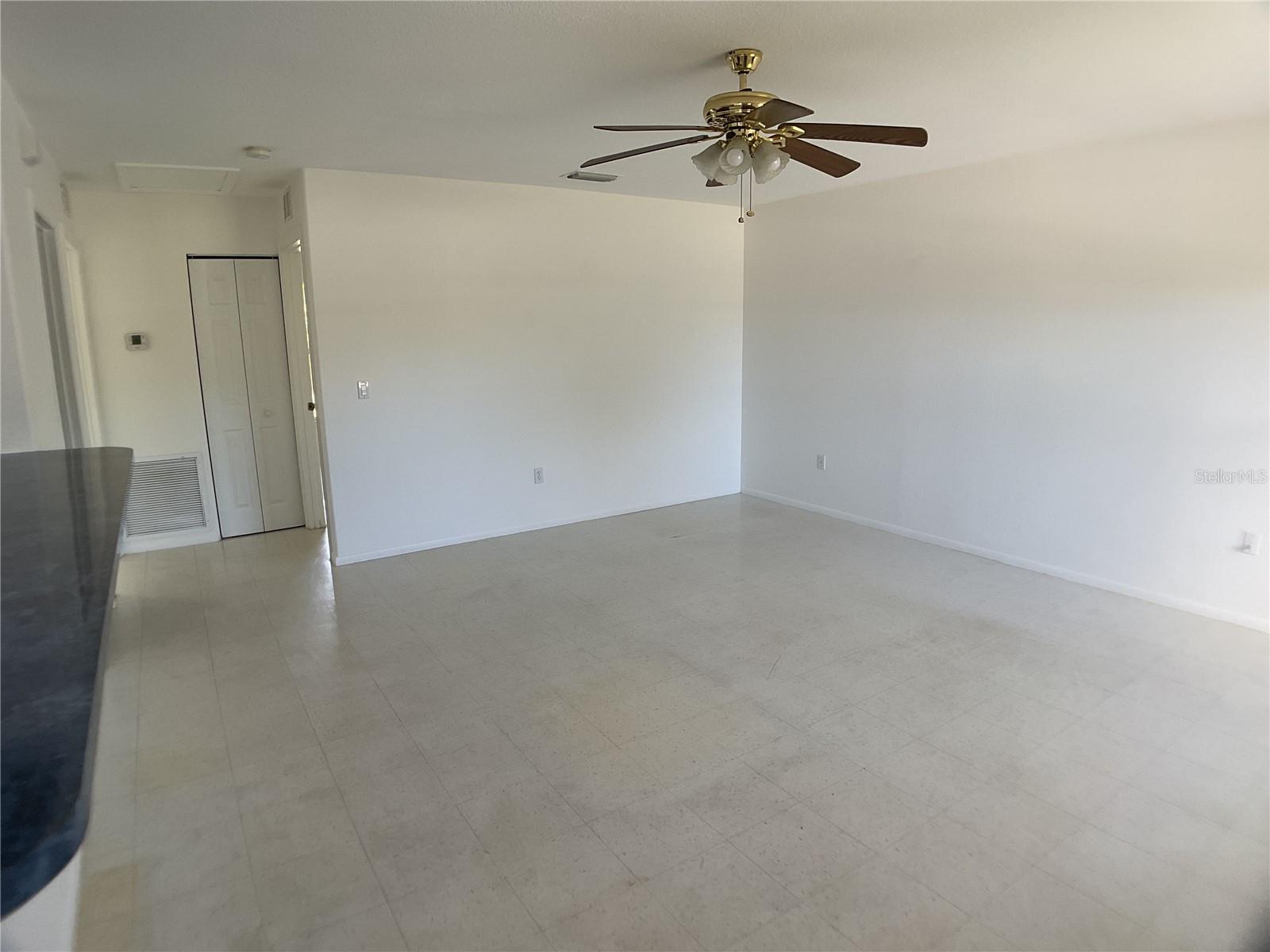 1061+1065 Nomad Rd Property Photo 39