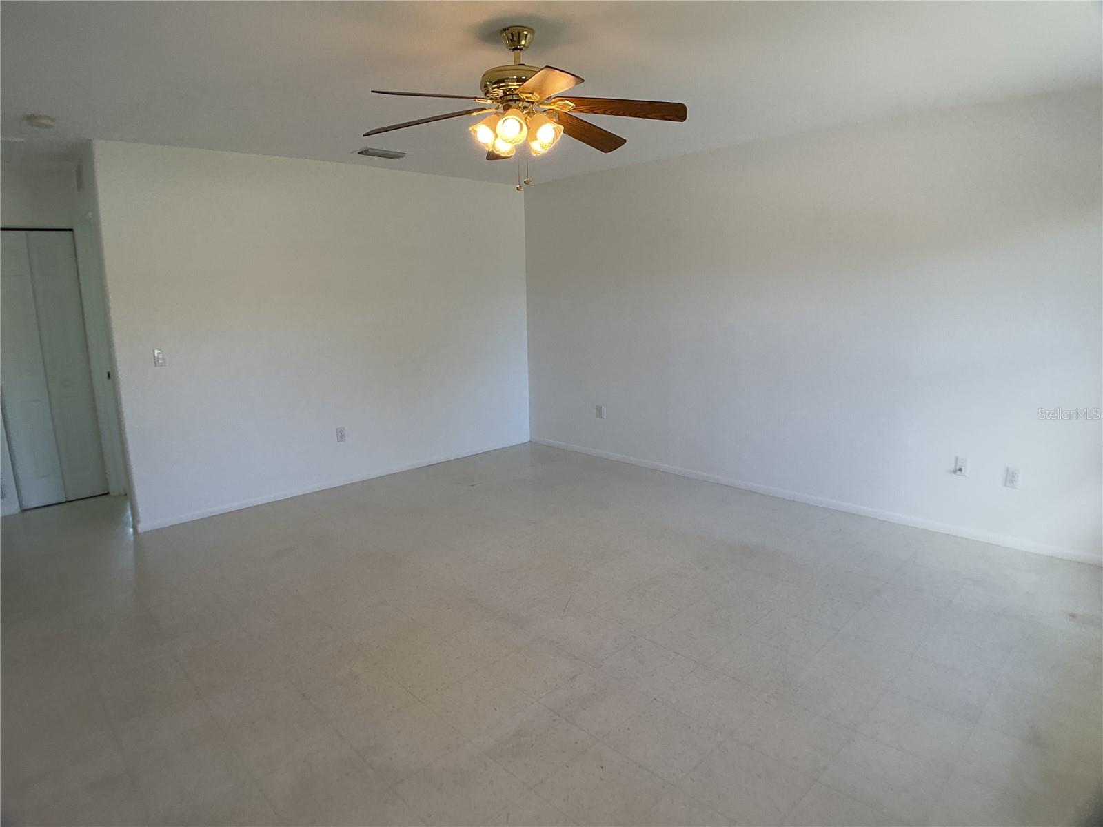 1061+1065 Nomad Rd Property Photo 40