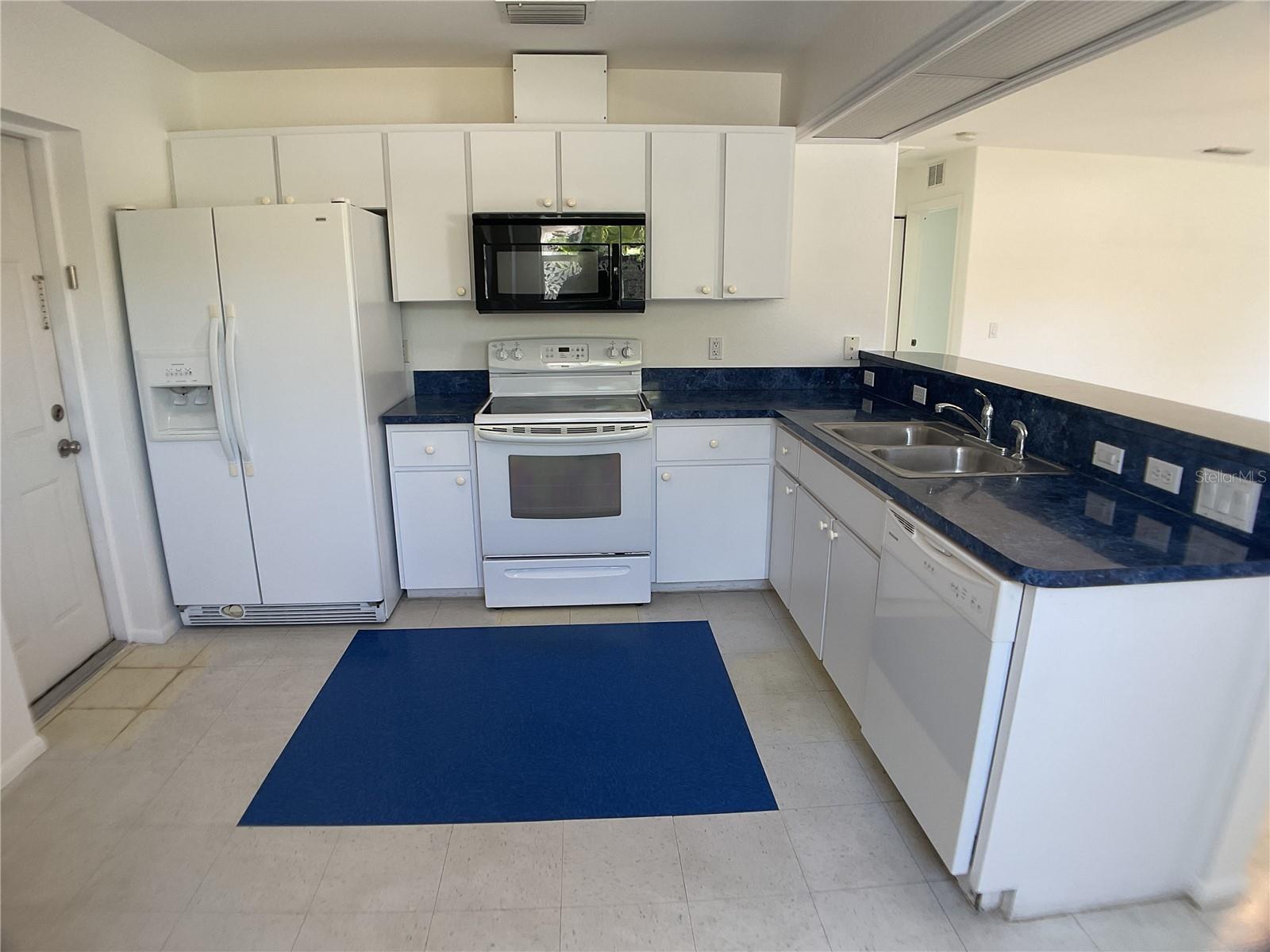 1061+1065 Nomad Rd Property Photo 45