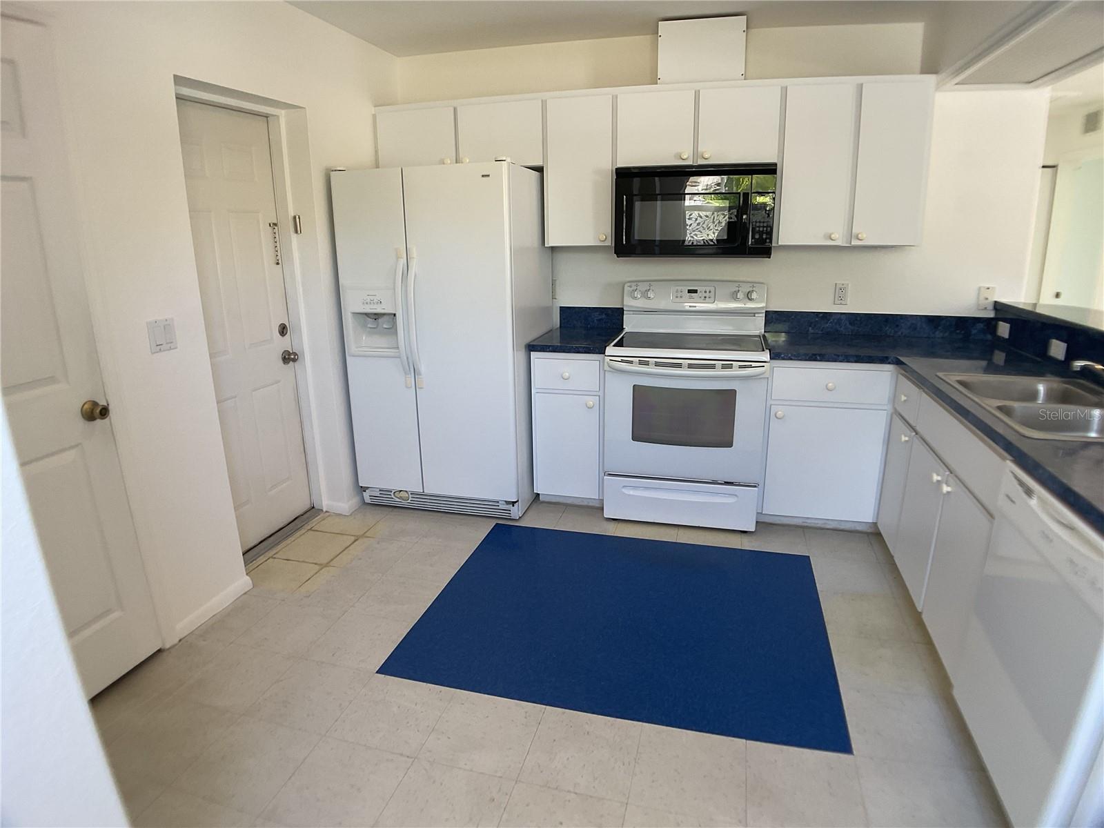 1061+1065 Nomad Rd Property Photo 46