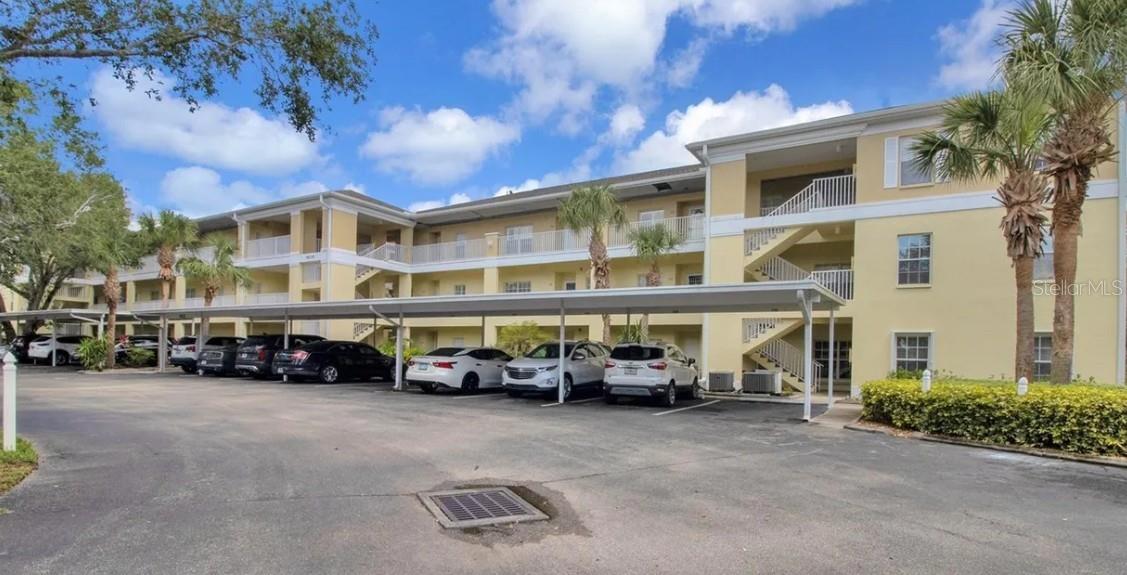 19335 Water Oak Dr #108 Property Photo 1