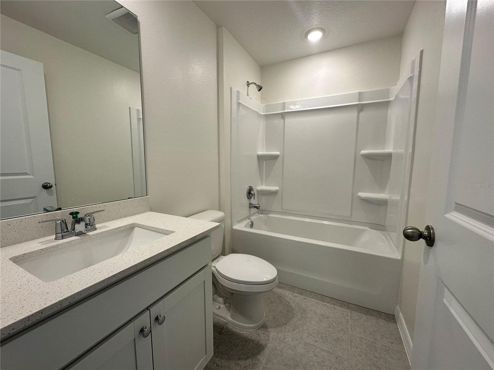 260 Spindlewood Blvd Property Photo 7