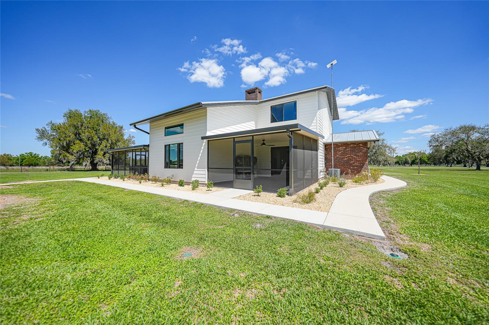 3049 Sw County Road 769 Property Photo 45
