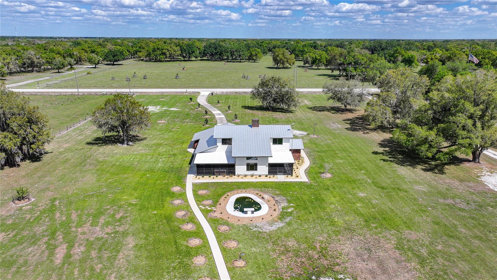 3049 Sw County Road 769 Property Photo 49