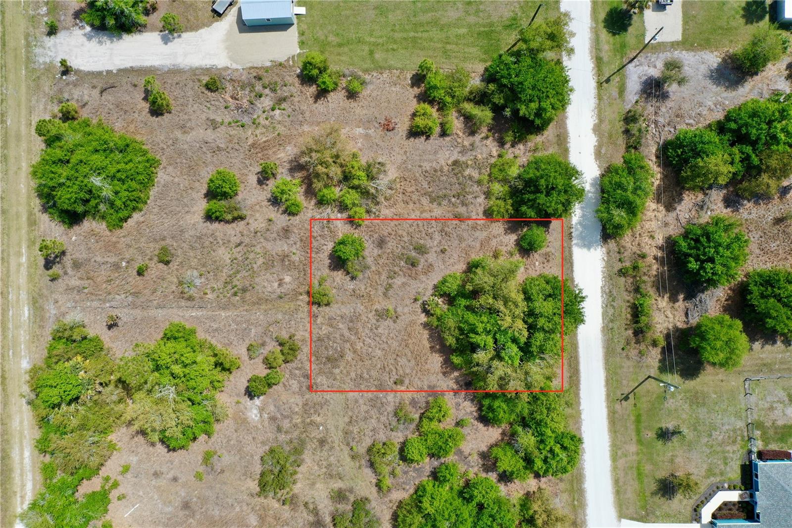 27054 Mingo Dr Property Photo 3