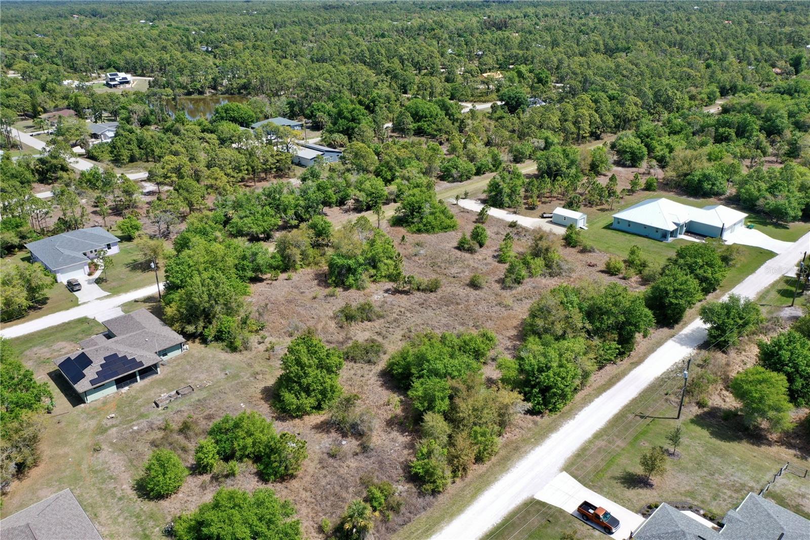 27054 Mingo Dr Property Photo 7